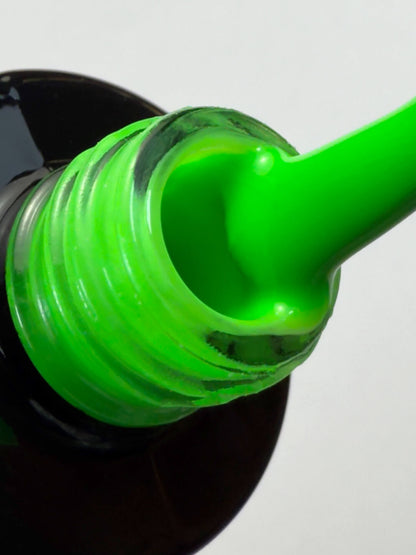 Esmalte Semipermanente 137 Alien Green 7 ml